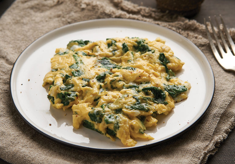 Healthy Spinach Scrambled Eggs