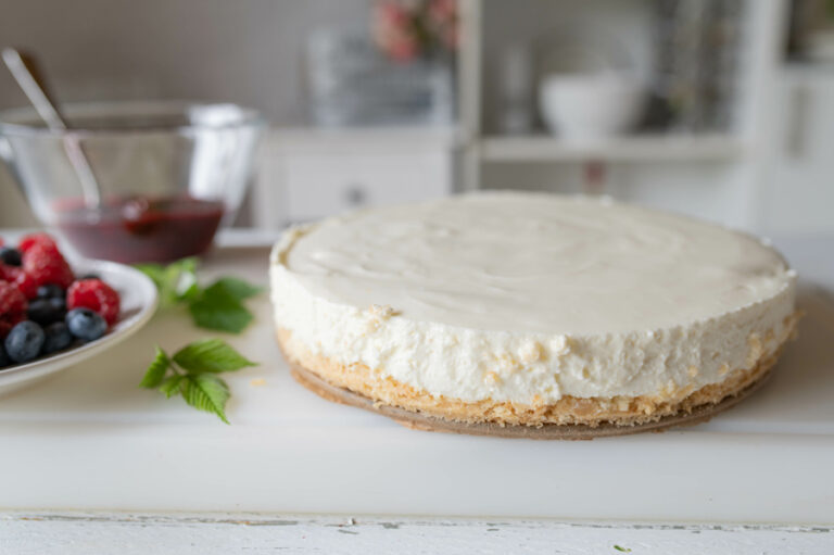 No-Bake Eggnog Cheesecake